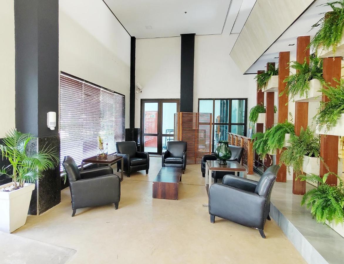 Hotel Lets Idea